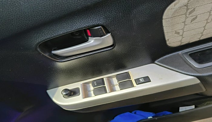 2016 Maruti Wagon R 1.0 VXI, Petrol, Manual, 29,909 km, interior