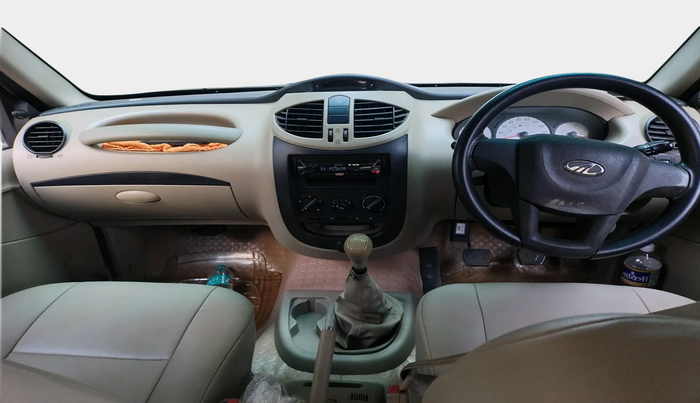 2015 Mahindra Xylo H4 BS IV, Diesel, Manual, 1,16,233 km, interior