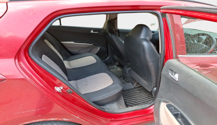 2017 Hyundai Grand i10 SPORTZ (O) 1.2 KAPPA VTVT, Petrol, Manual, 47,327 km, interior