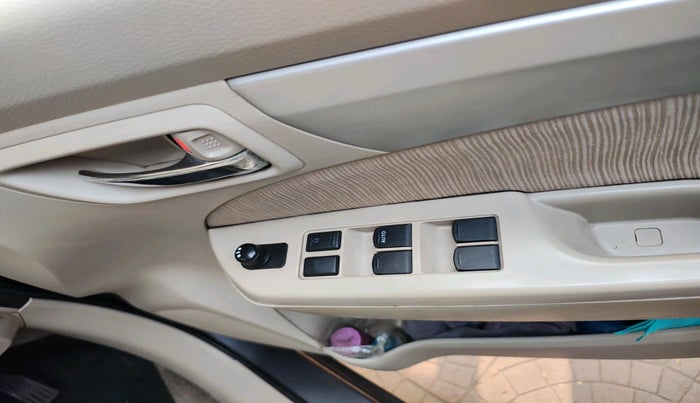 2015 Maruti Ertiga VXI CNG, Petrol, Manual, 74,971 km, interior