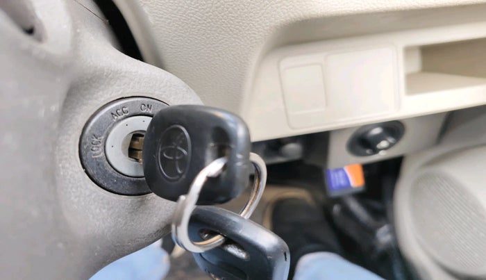 2014 Toyota Etios Liva G, Petrol, Manual, 66,671 km, interior