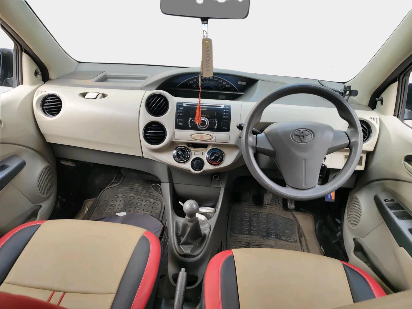 2014 Toyota Etios Liva G, Petrol, Manual, 66,671 km, interior
