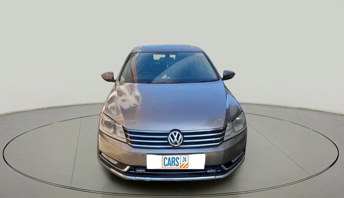 2011 Volkswagen Passat COMFORTLINE DSG, Diesel, Automatic, 1,41,171 km, exterior