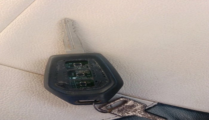 2017 Mahindra TUV300 T8, Diesel, Manual, 82,550 km, interior