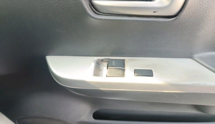 2011 Maruti Wagon R 1.0 LXI CNG, Petrol, Manual, 94,429 km, interior