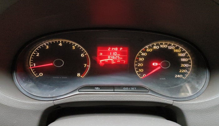 2011 Volkswagen Vento HIGHLINE PETROL AT, Petrol, Automatic, 84,625 km, interior