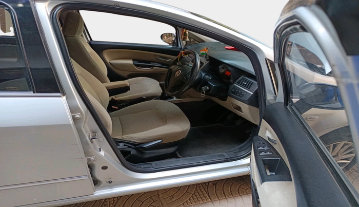 2011 Fiat Linea EMOTION PK 1.3 MJD, Diesel, Manual, 45,814 km, interior