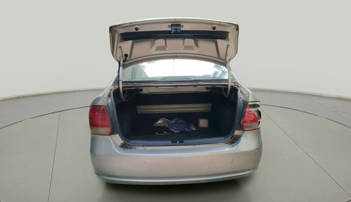 2012 Volkswagen Vento HIGHLINE 1.6 MPI, Petrol, Manual, 1,01,742 km, exterior