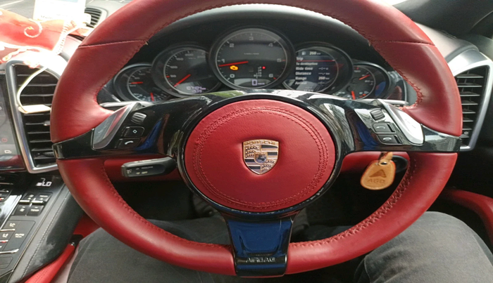 2014 Porsche Cayenne DIESEL, Diesel, Automatic, 1,07,553 km, interior