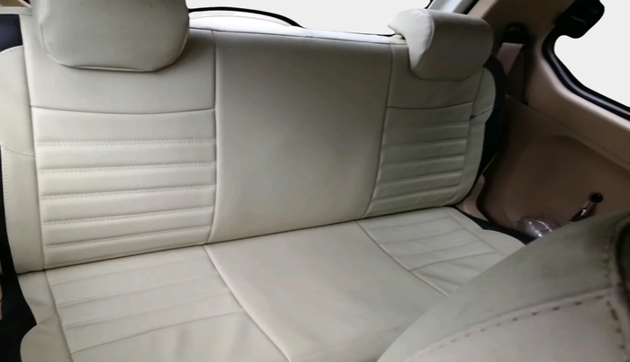 2013 Chevrolet Enjoy 1.4 LT 7 STR, Petrol, Manual, 86,947 km, interior