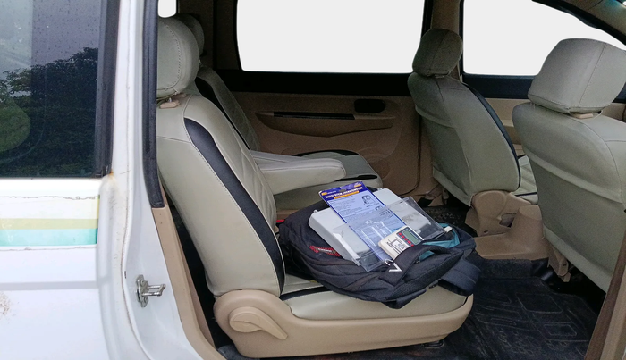 2013 Chevrolet Enjoy 1.4 LT 7 STR, Petrol, Manual, 86,947 km, interior