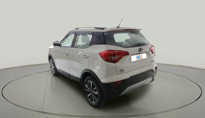 2020 Mahindra XUV300 W8 (O) 1.5 DIESEL AMT, Diesel, Automatic, 35,948 km, exterior