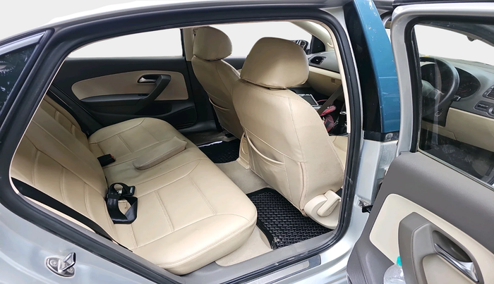 2011 Volkswagen Vento TRENDLINE 1.6, Petrol, Manual, 53,794 km, interior