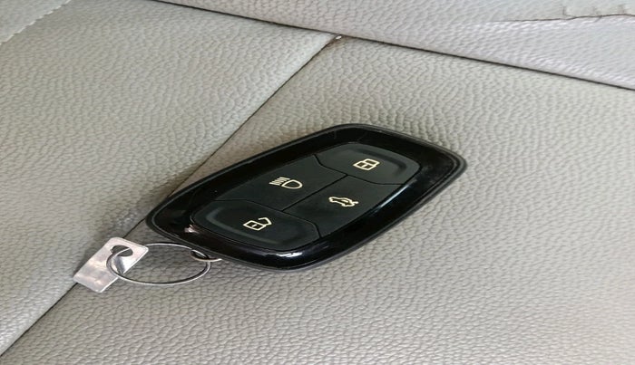 2020 Tata ALTROZ XZ PETROL, Petrol, Manual, 48,231 km, interior