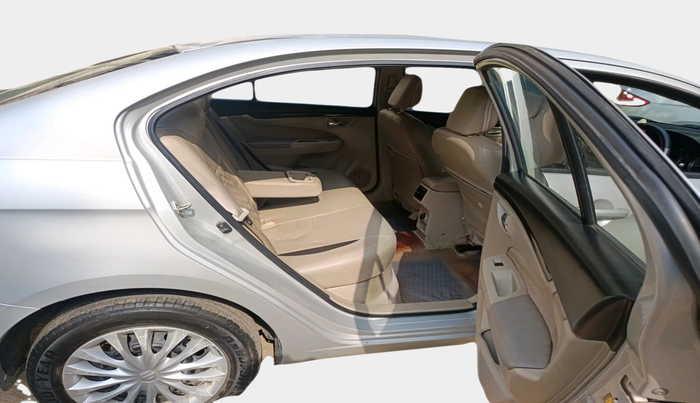 2016 Maruti Ciaz VDI+ SHVS, Diesel, Manual, 80,125 km, interior