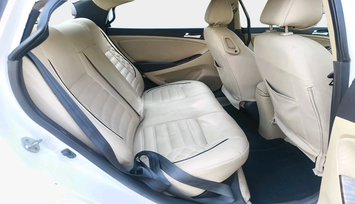 2015 Hyundai Verna FLUIDIC 4S 1.6 VTVT S, Petrol, Manual, 50,168 km, interior