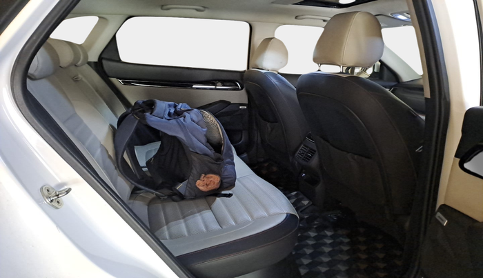 2019 KIA SELTOS GTX PLUS AT 1.5 DIESEL, Diesel, Automatic, 47,949 km, interior