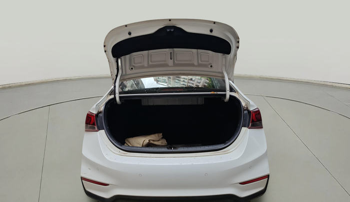 2017 Hyundai Verna 1.6 VTVT SX O, Petrol, Manual, 77,191 km, exterior