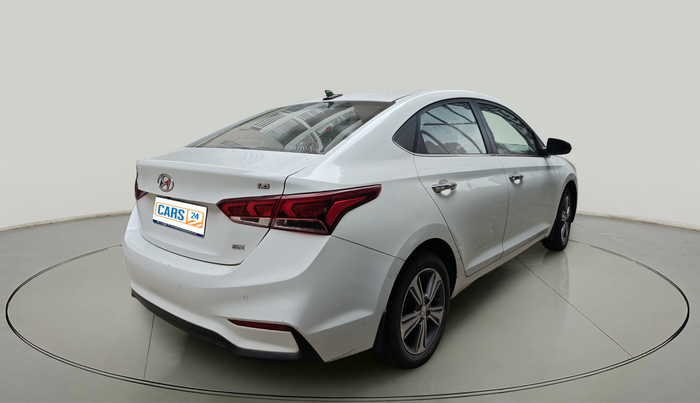 2017 Hyundai Verna 1.6 VTVT SX O, Petrol, Manual, 77,191 km, exterior