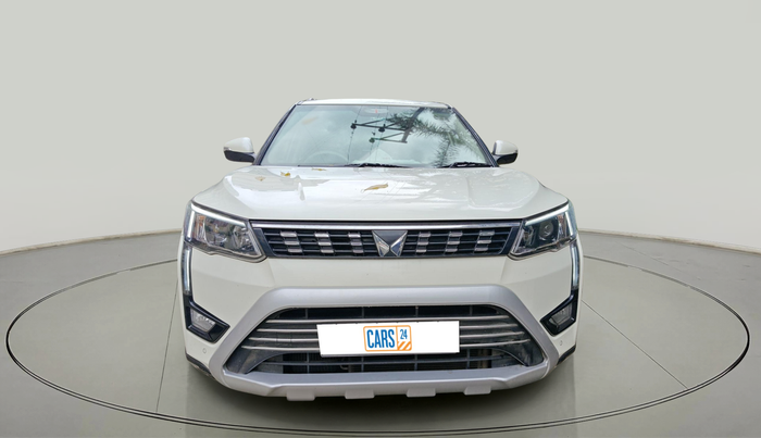 2023 Mahindra XUV300 W8 (O) 1.2 PETROL AMT, Petrol, Automatic, 17,550 km, exterior