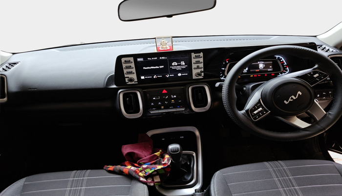 2024 KIA SONET HTK (O) 1.2 Petrol MT, Petrol, Manual, 2,300 km, interior