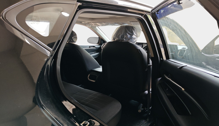 2024 KIA SONET HTK (O) 1.2 Petrol MT, Petrol, Manual, 2,300 km, interior