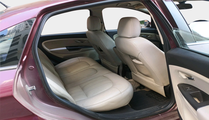 2014 Fiat Linea EMOTION 1.3, Diesel, Manual, 84,833 km, interior