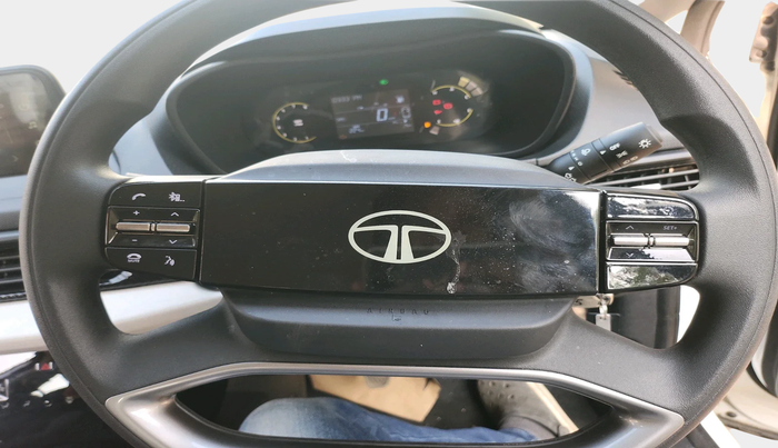 2025 Tata Curvv Pure Plus 1.2 Petrol 6MT, Petrol, Manual, 224 km, interior