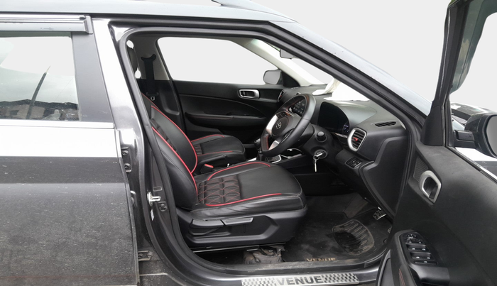 2021 Hyundai VENUE SX 1.0 TURBO IMT DUAL TONE SPORT, Petrol, Manual, 52,122 km, interior
