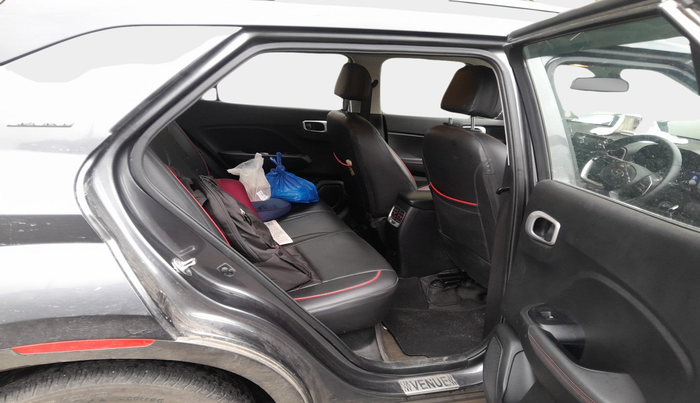 2021 Hyundai VENUE SX 1.0 TURBO IMT DUAL TONE SPORT, Petrol, Manual, 52,122 km, interior