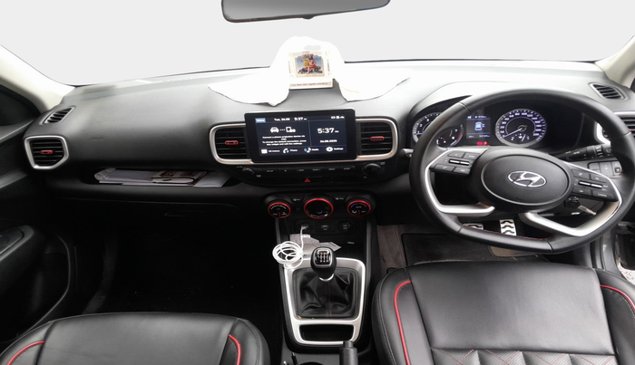 2021 Hyundai VENUE SX 1.0 TURBO IMT DUAL TONE SPORT, Petrol, Manual, 52,122 km, interior