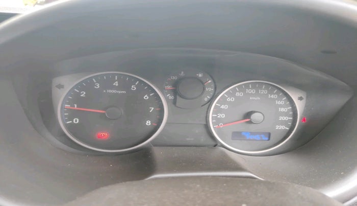 2013 Hyundai i20 SPORTZ 1.2, Petrol, Manual, 74,457 km, interior