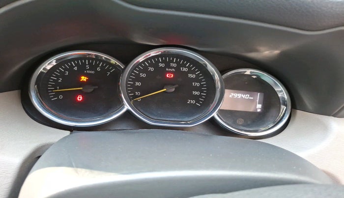 2015 Renault Duster RXL PETROL, Petrol, Manual, 29,940 km, interior