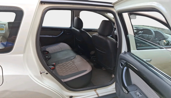 2015 Renault Duster RXL PETROL, Petrol, Manual, 29,940 km, interior