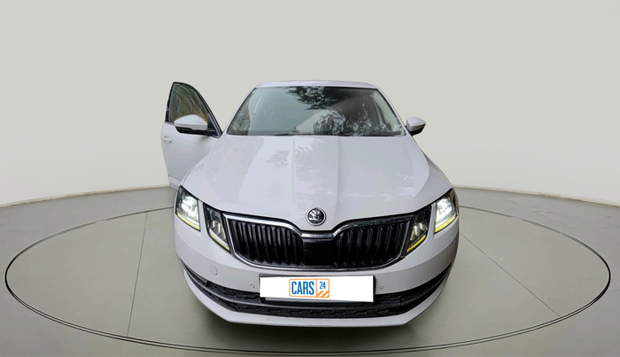 2018 Skoda Octavia STYLE 1.8 TSI AT, Petrol, Automatic, 34,196 km, exterior