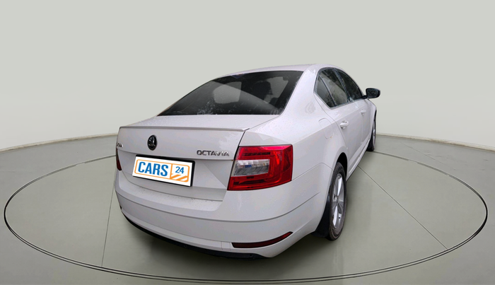2018 Skoda Octavia STYLE 1.8 TSI AT, Petrol, Automatic, 34,196 km, exterior