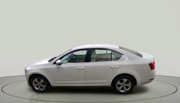 2018 Skoda Octavia STYLE 1.8 TSI AT, Petrol, Automatic, 34,196 km, exterior