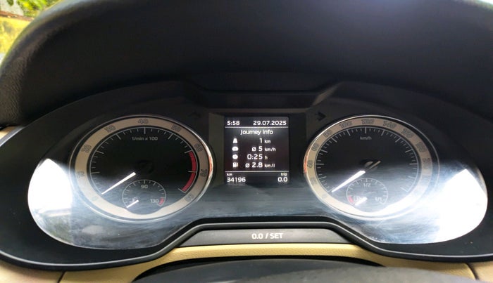2018 Skoda Octavia STYLE 1.8 TSI AT, Petrol, Automatic, 34,196 km, interior