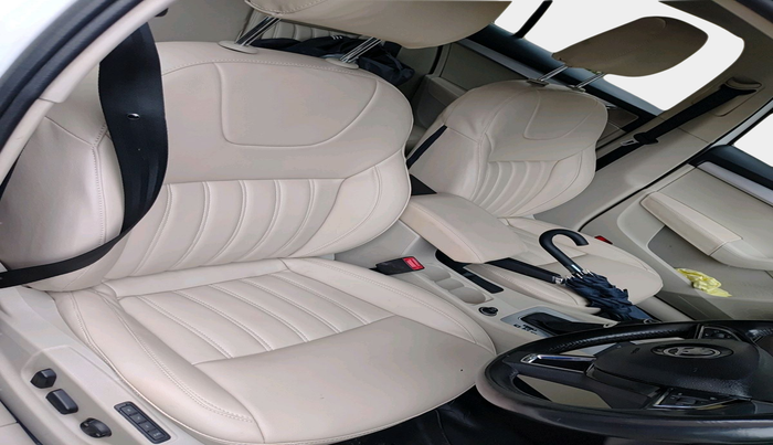 2018 Skoda Octavia STYLE 1.8 TSI AT, Petrol, Automatic, 34,196 km, interior