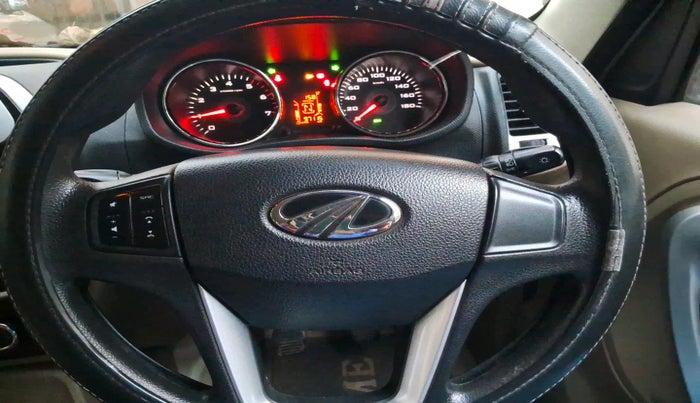 2016 Mahindra TUV300 T8, Diesel, Manual, 97,115 km, interior