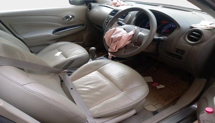 2013 Nissan Sunny XV PETROL, Petrol, Manual, 35,533 km, interior