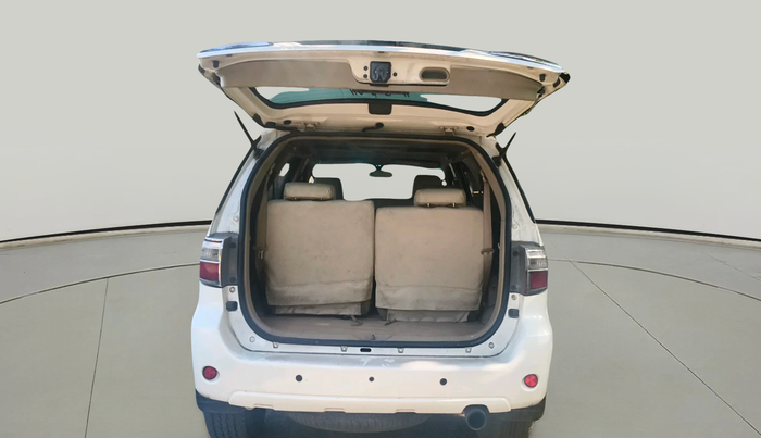 2011 Toyota Fortuner 3.0 4X4 MT, Diesel, Manual, 1,17,623 km, exterior