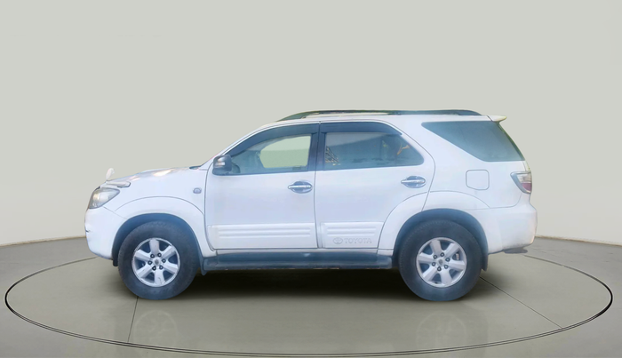 2011 Toyota Fortuner 3.0 4X4 MT, Diesel, Manual, 1,17,623 km, exterior