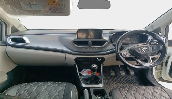2023 Tata ALTROZ XZ PLUS SUNROOF CNG, CNG, Manual, 42,188 km, interior