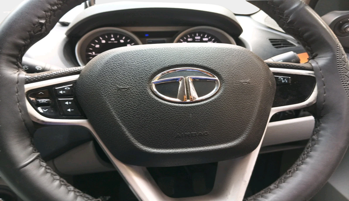 2016 Tata Tiago XZ PETROL, Petrol, Manual, 64,803 km, interior