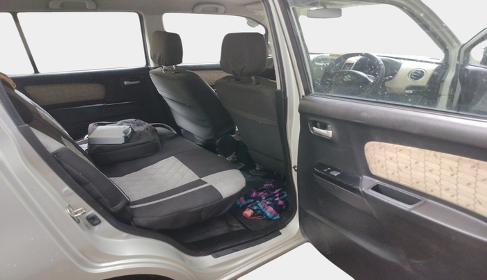 2017 Maruti Wagon R 1.0 VXI, Petrol, Manual, 13,415 km, interior