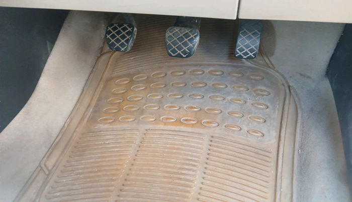 2011 Volkswagen Polo HIGHLINE 1.6L, Petrol, Manual, 79,934 km, interior