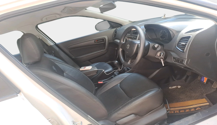 2017 Maruti Vitara Brezza VDI (O), Diesel, Manual, 41,660 km, interior