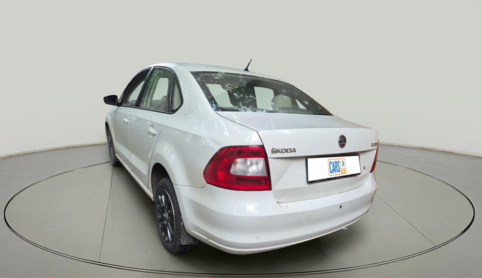 2015 Skoda Rapid 1.6 MPI STYLE PLUS AT, Petrol, Automatic, 54,773 km, exterior