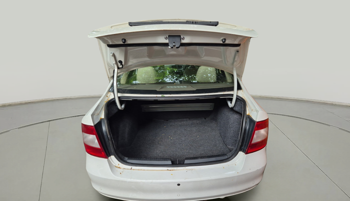 2015 Skoda Rapid 1.6 MPI STYLE PLUS AT, Petrol, Automatic, 54,773 km, exterior